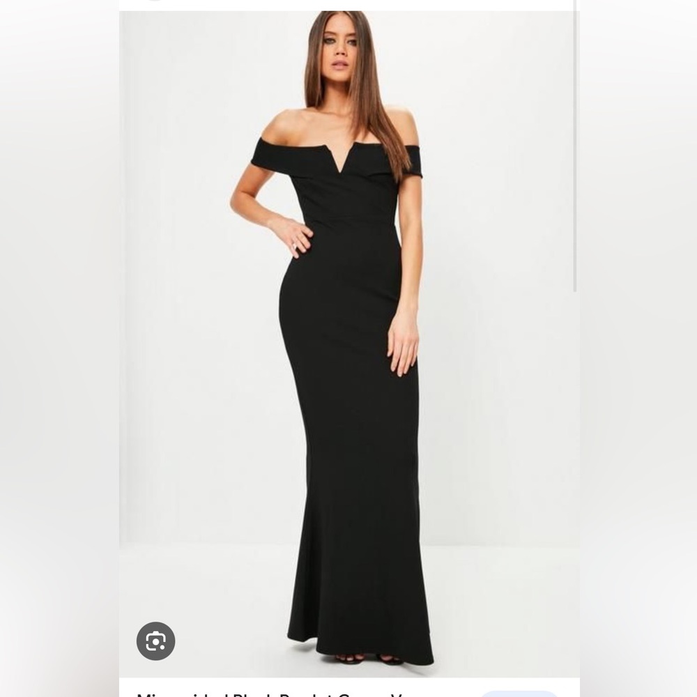 Missguided Bardot V-Plunge Dress in NAVY. Size 2.